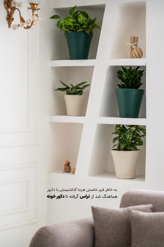 گلدان پلاستیکی قطر۱۸سانت ارتفاع۱۸سانت ایلاسرام سایزسه۲۴عددی